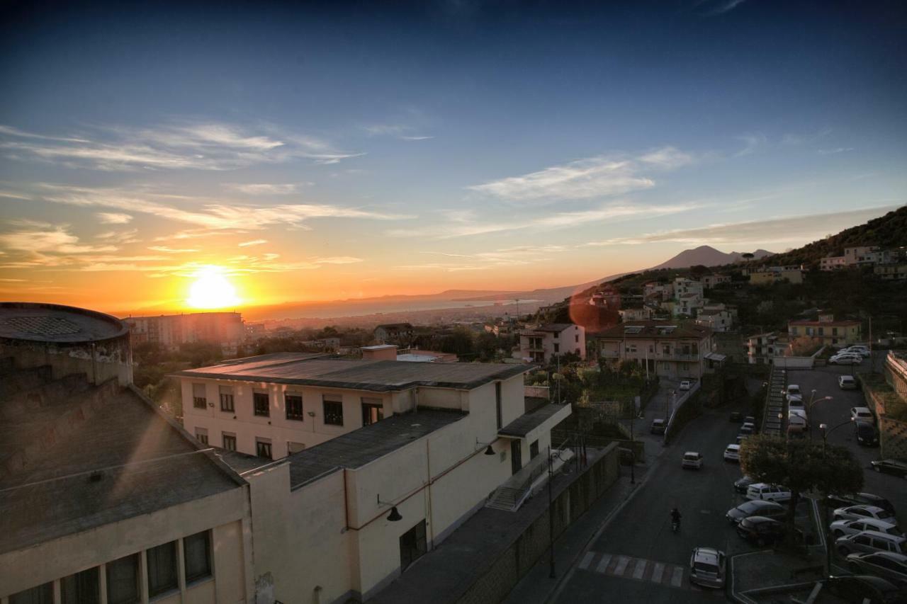 Luxury View Apartment Casola di Napoli Εξωτερικό φωτογραφία